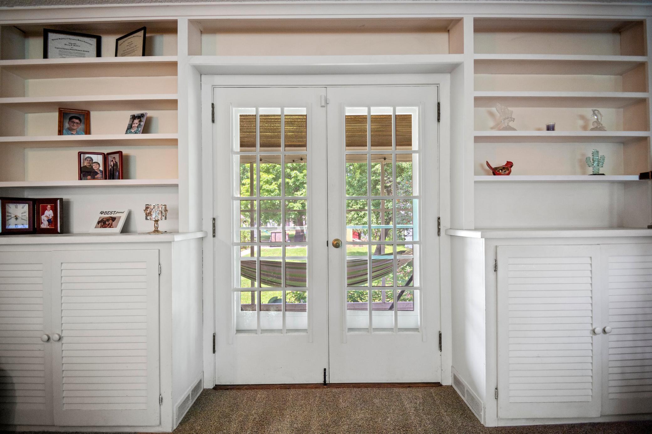 540 E Academy Street