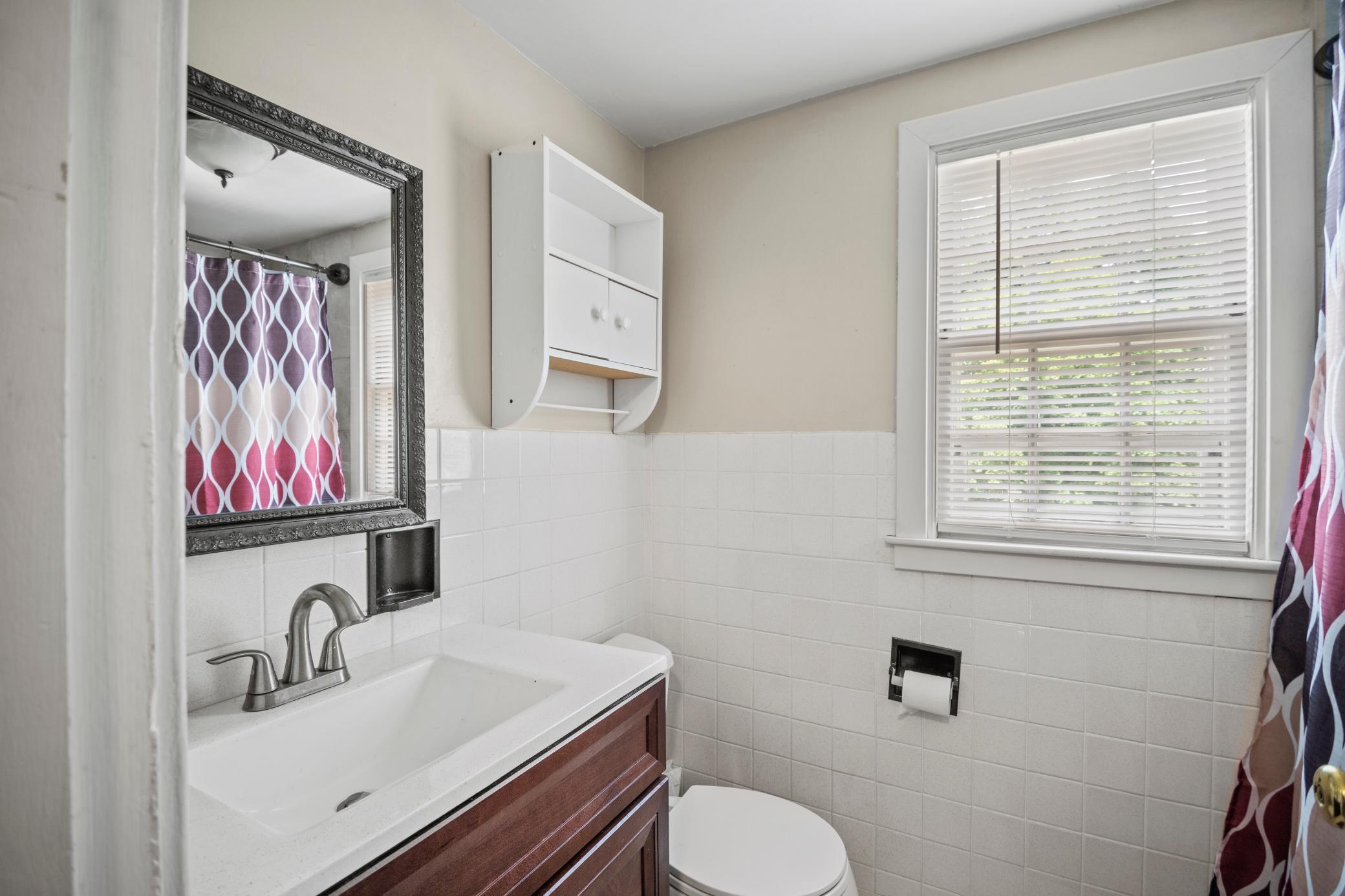 540 E Academy Street