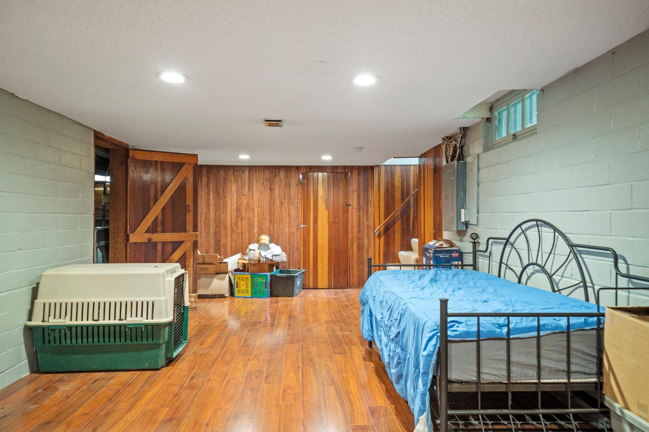 540 E Academy Street