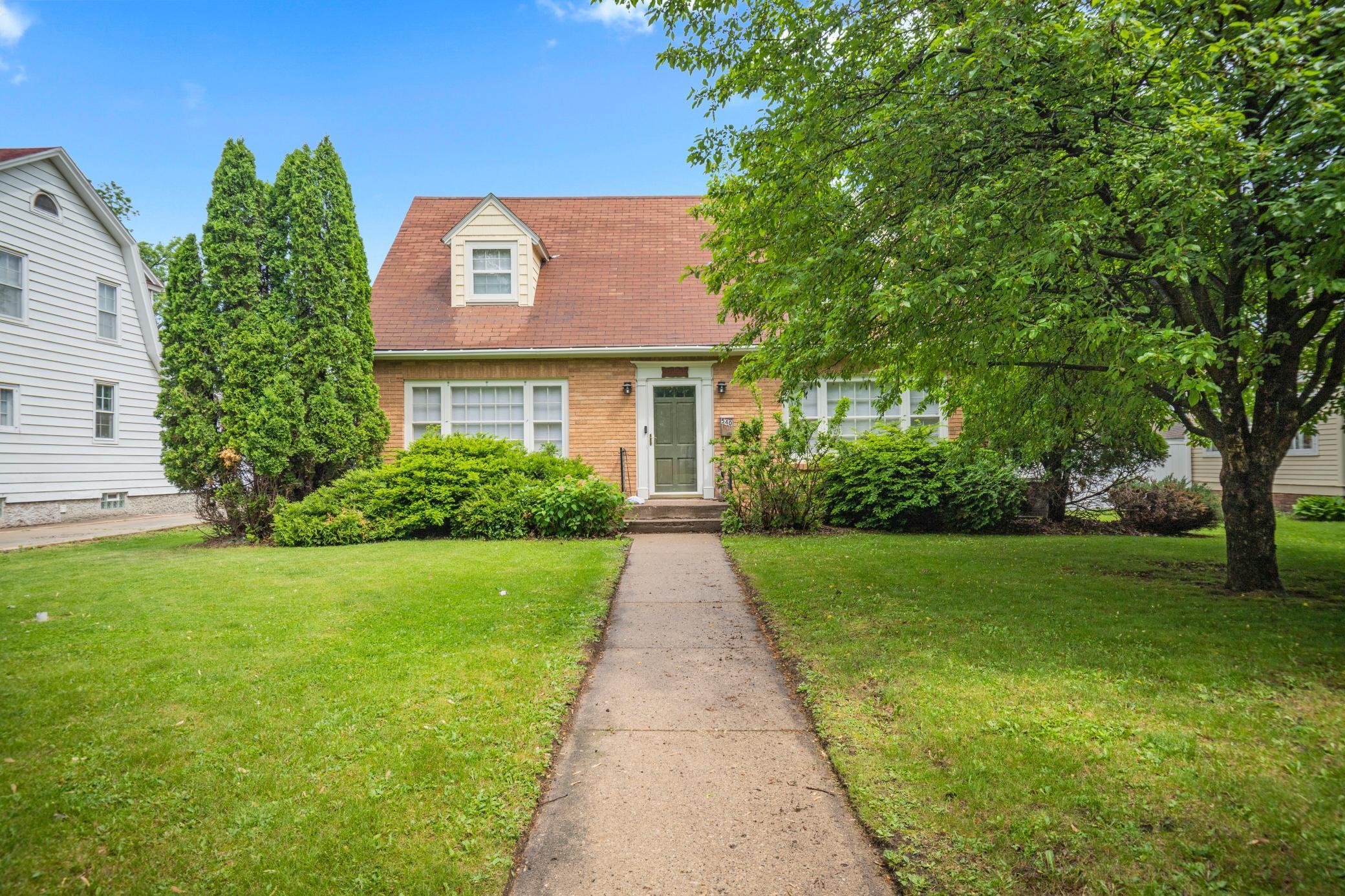 540 E Academy Street