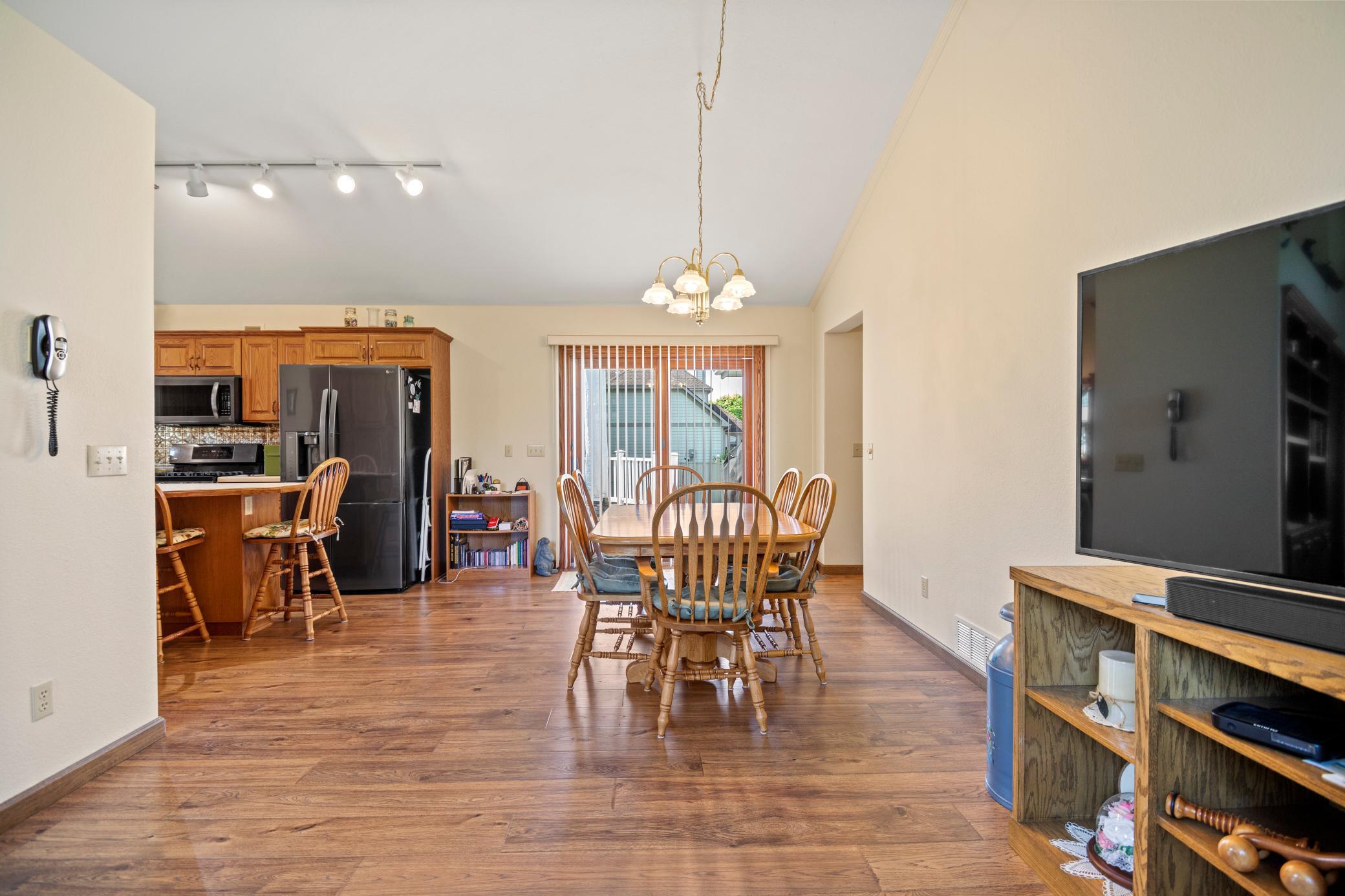525 16th Street SW