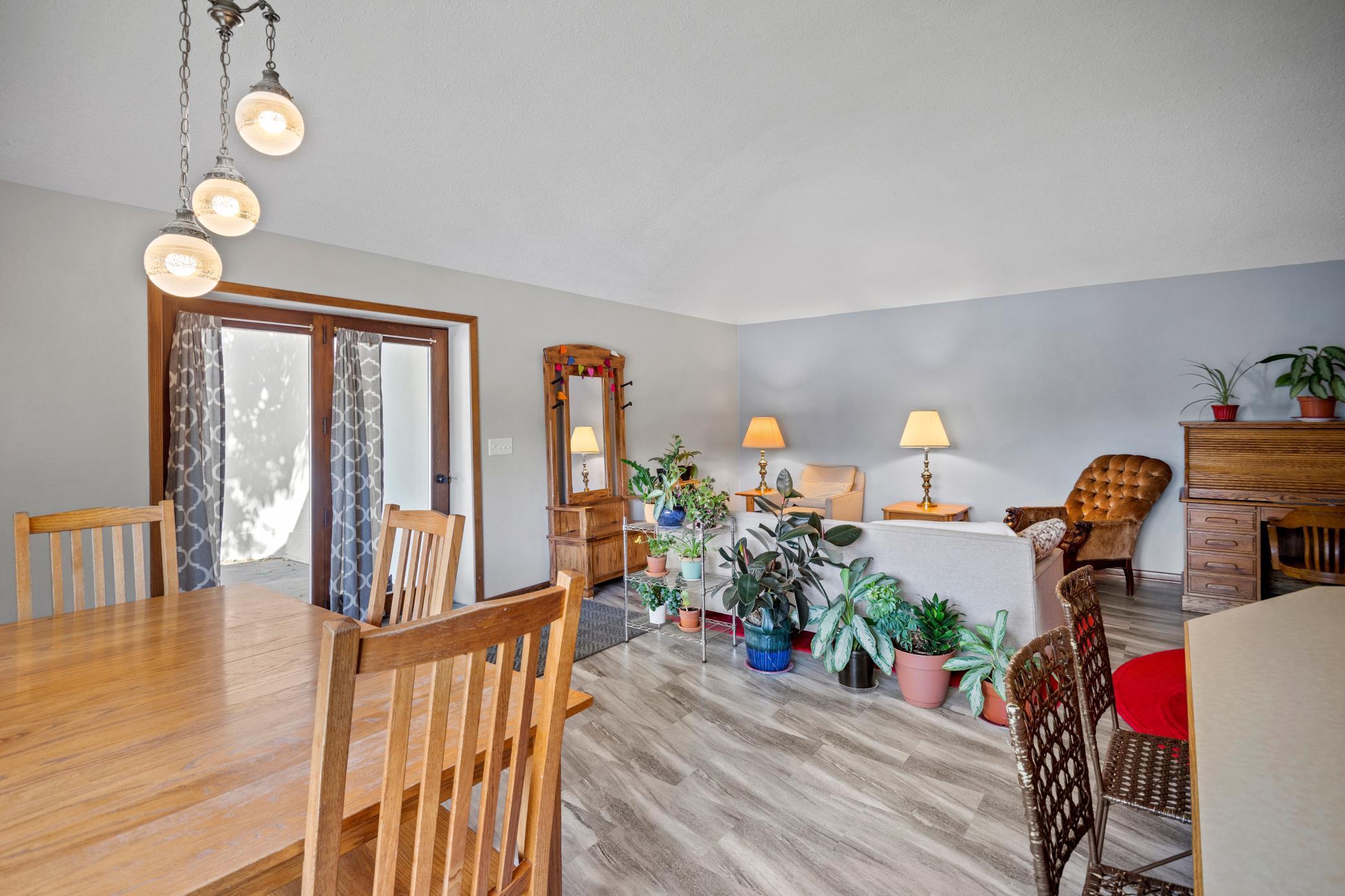 635 Cherry Place