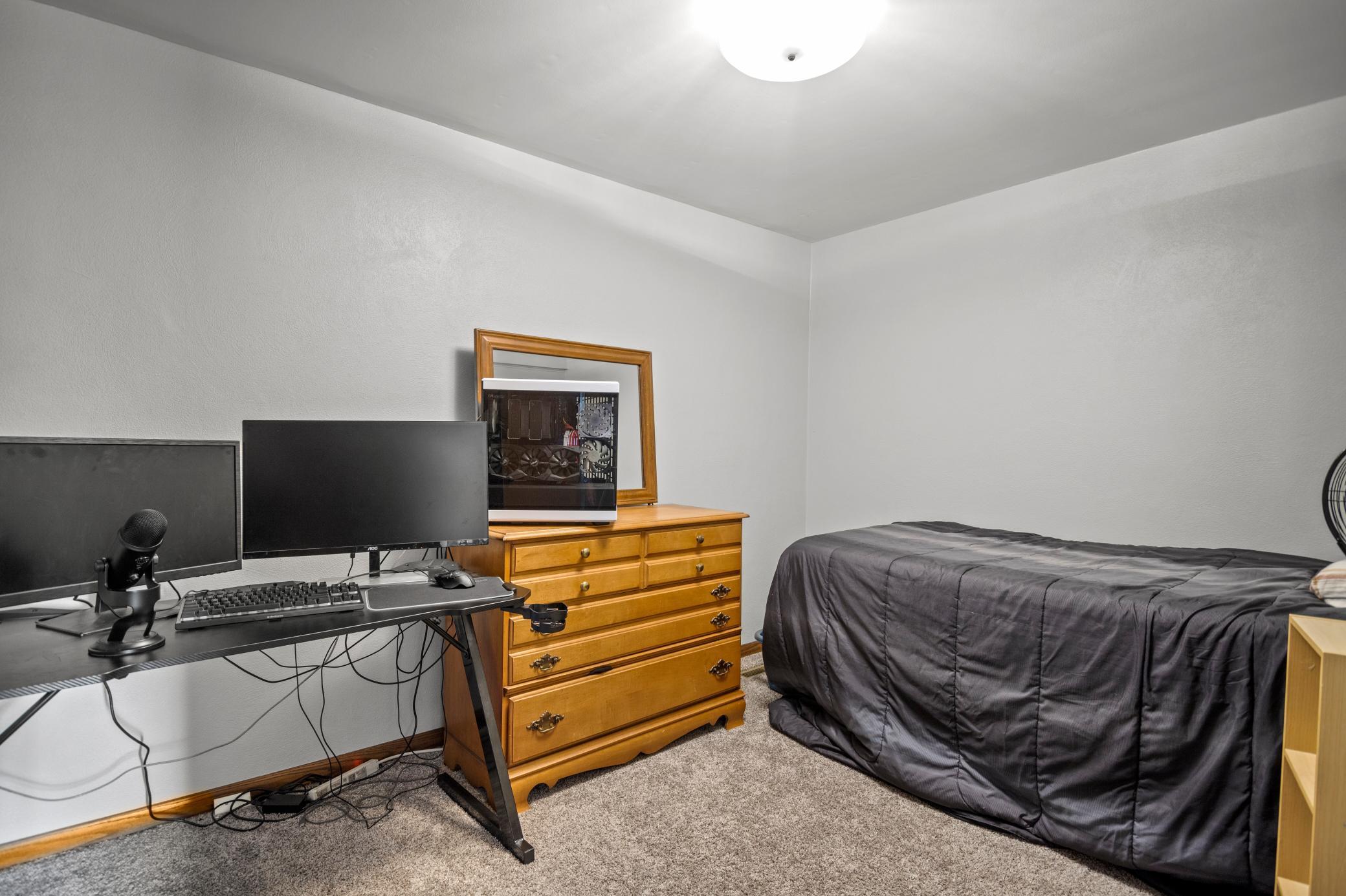 635 Cherry Place