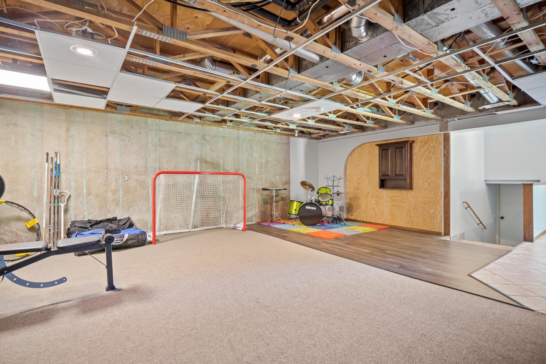 635 Cherry Place