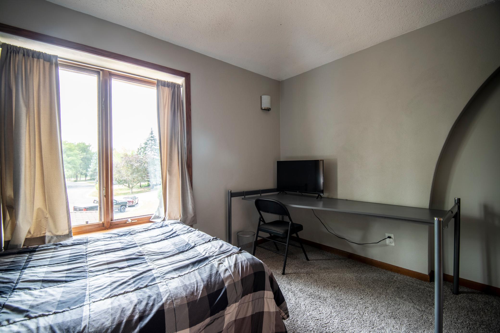 635 Cherry Place