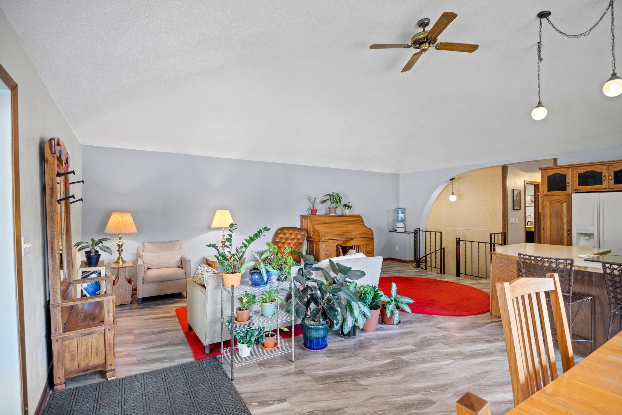 635 Cherry Place
