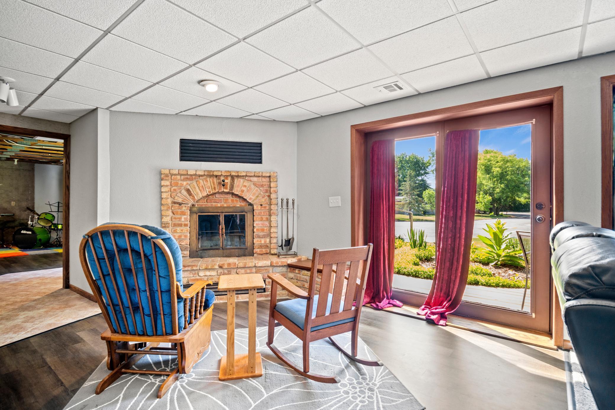 635 Cherry Place