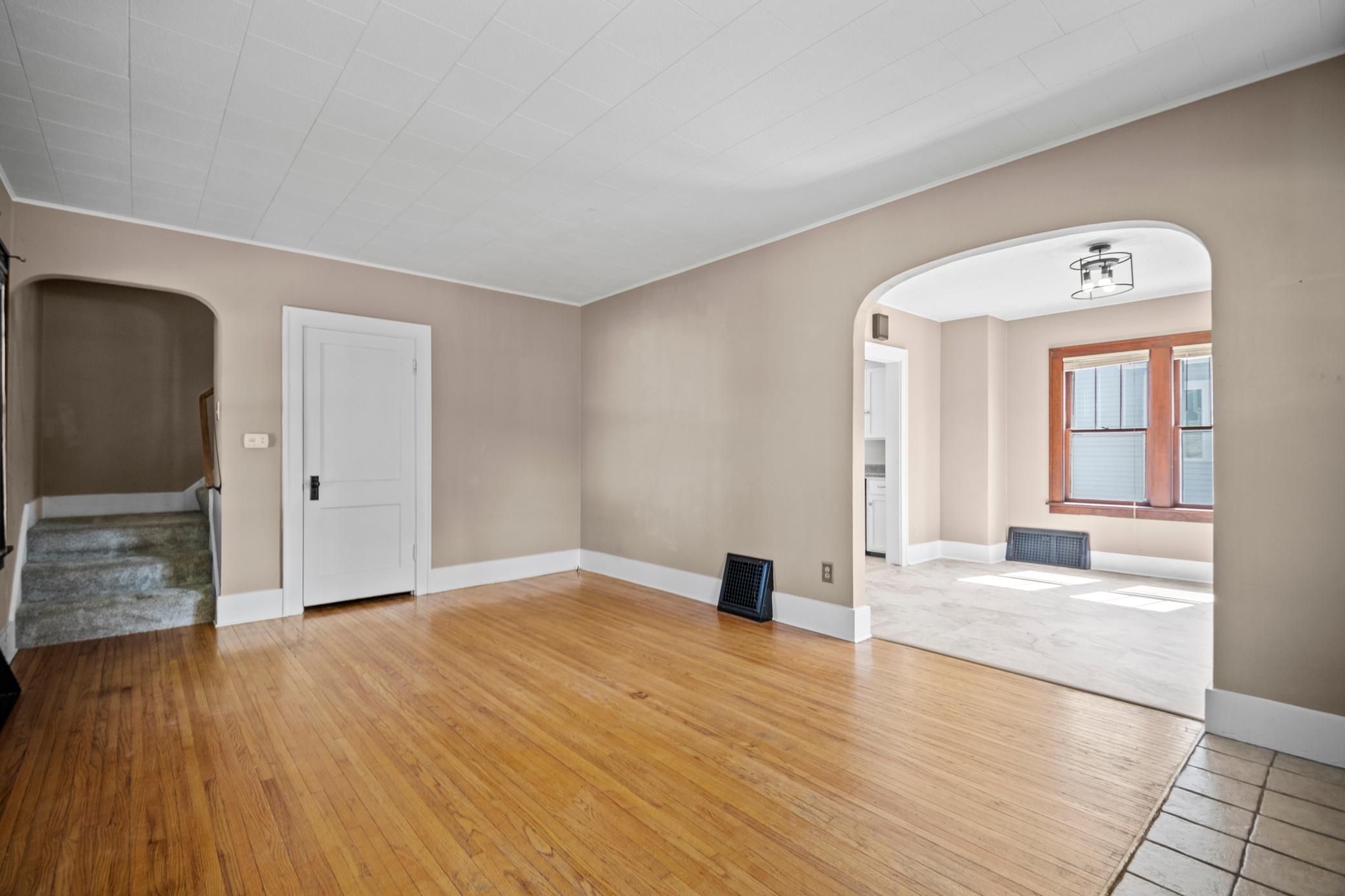 140 W Mckinley Street