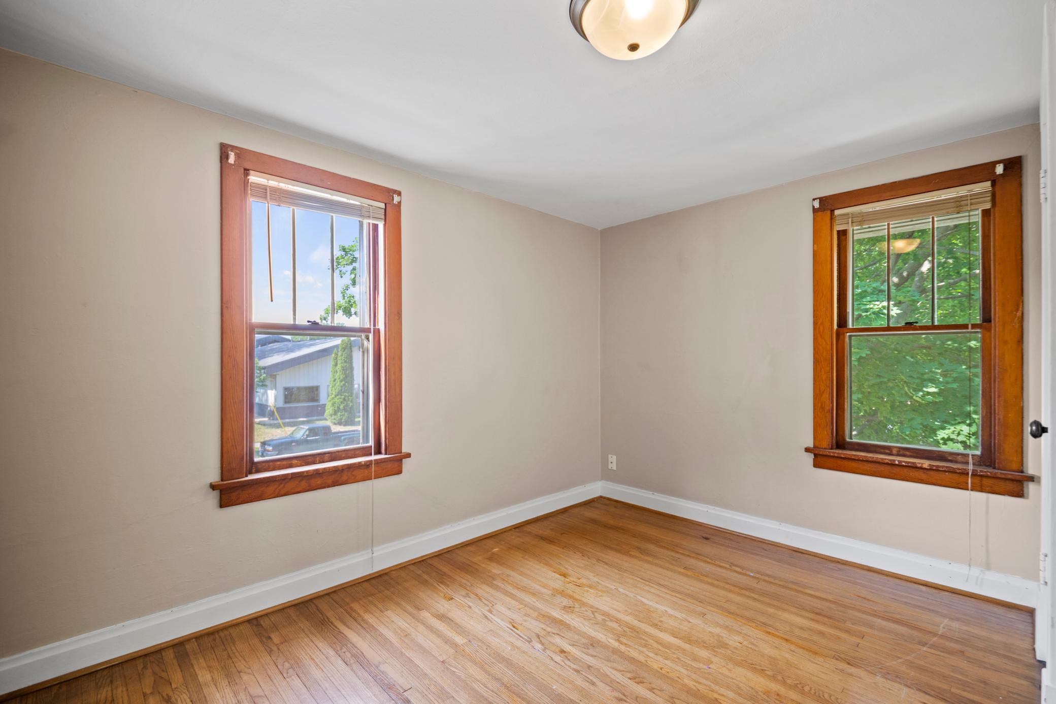 140 W Mckinley Street