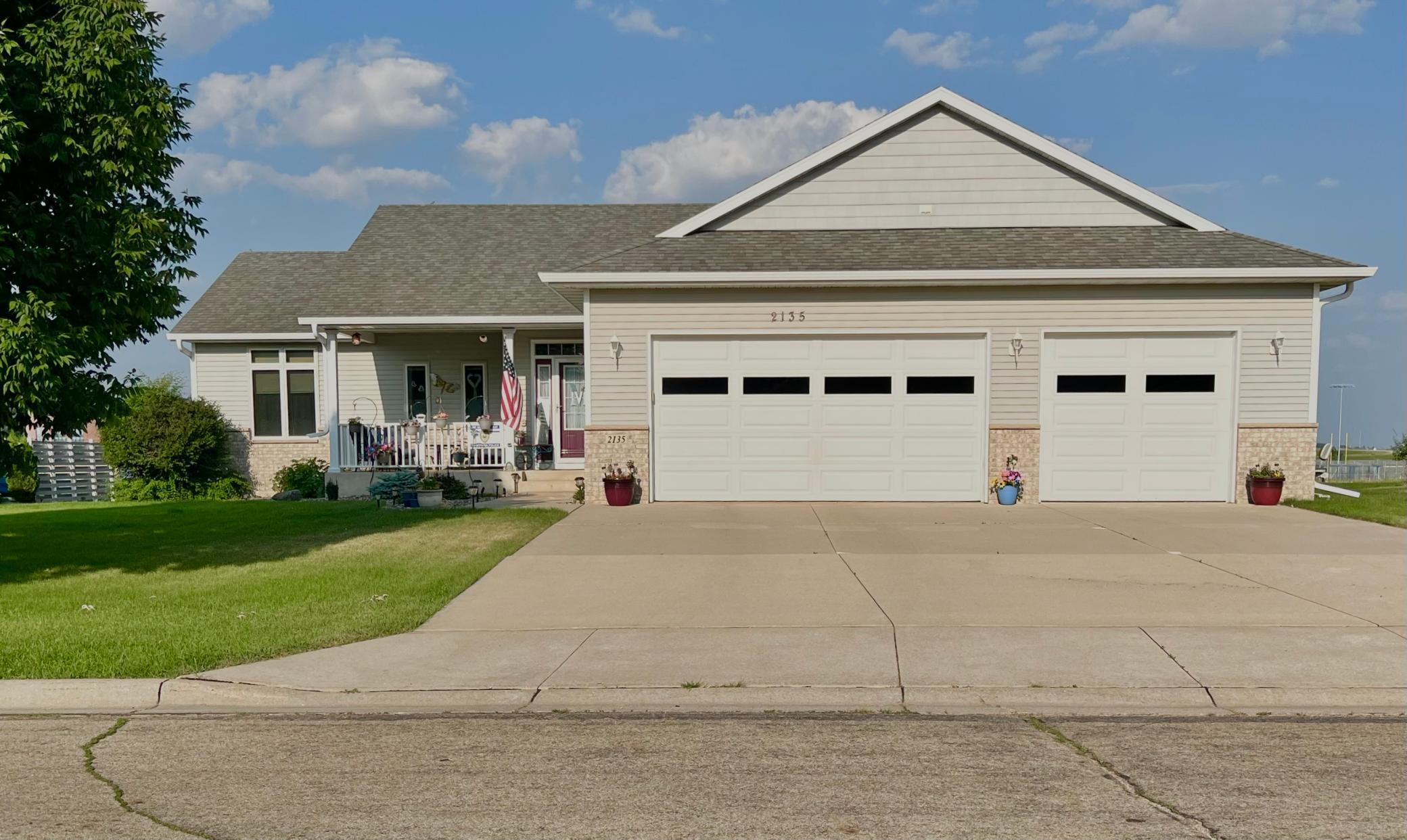 2135 Fieldstone Avenue SE