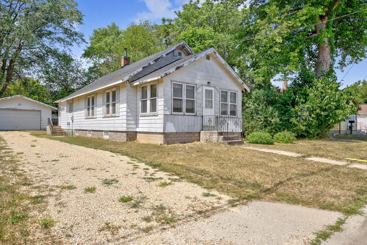 602 Fowler Street