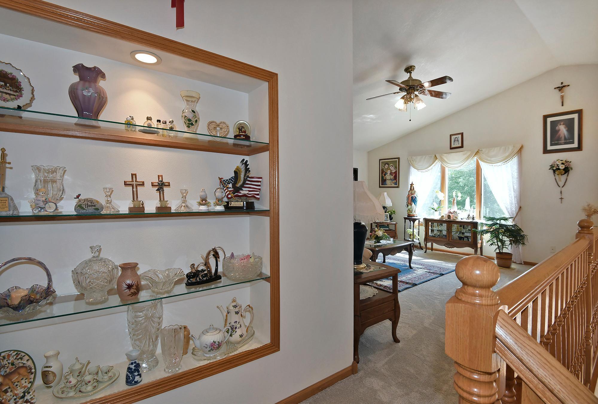 1424 Wildflower Lane NE