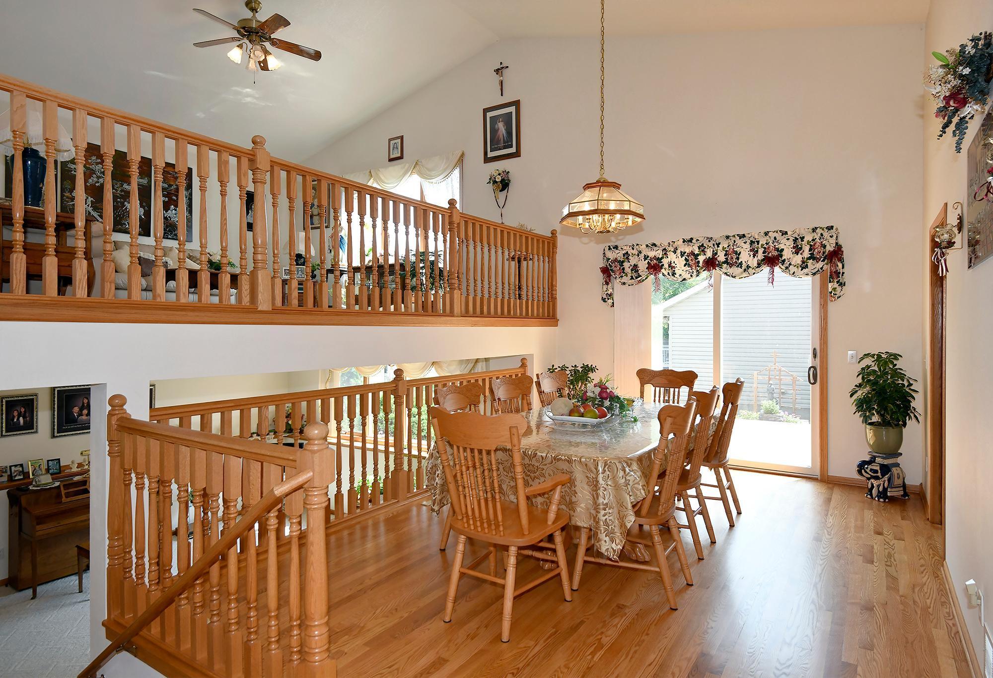 1424 Wildflower Lane NE