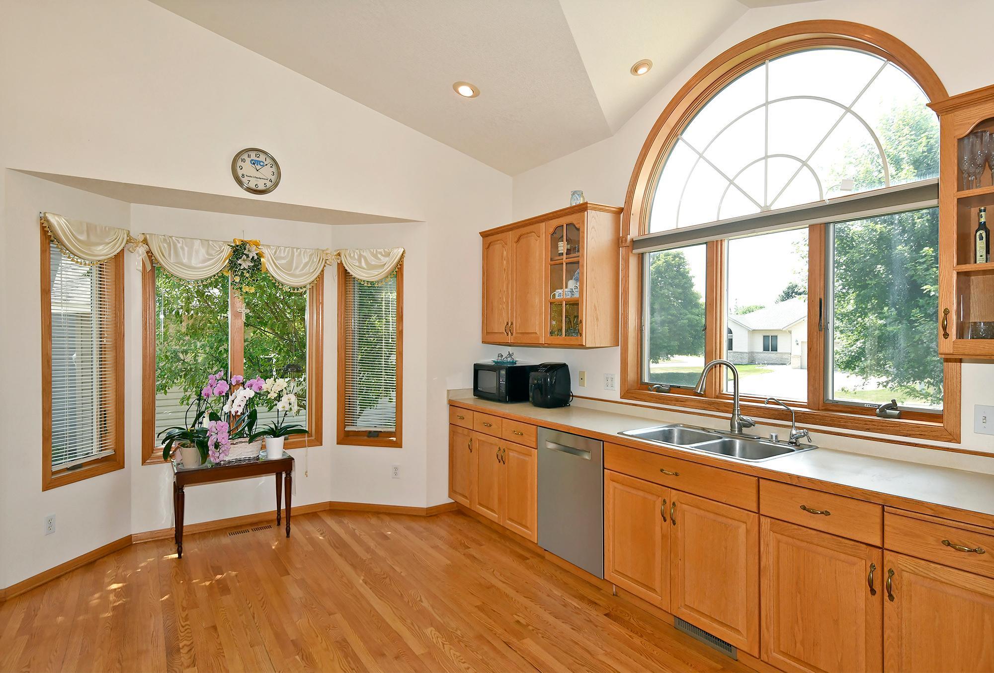 1424 Wildflower Lane NE