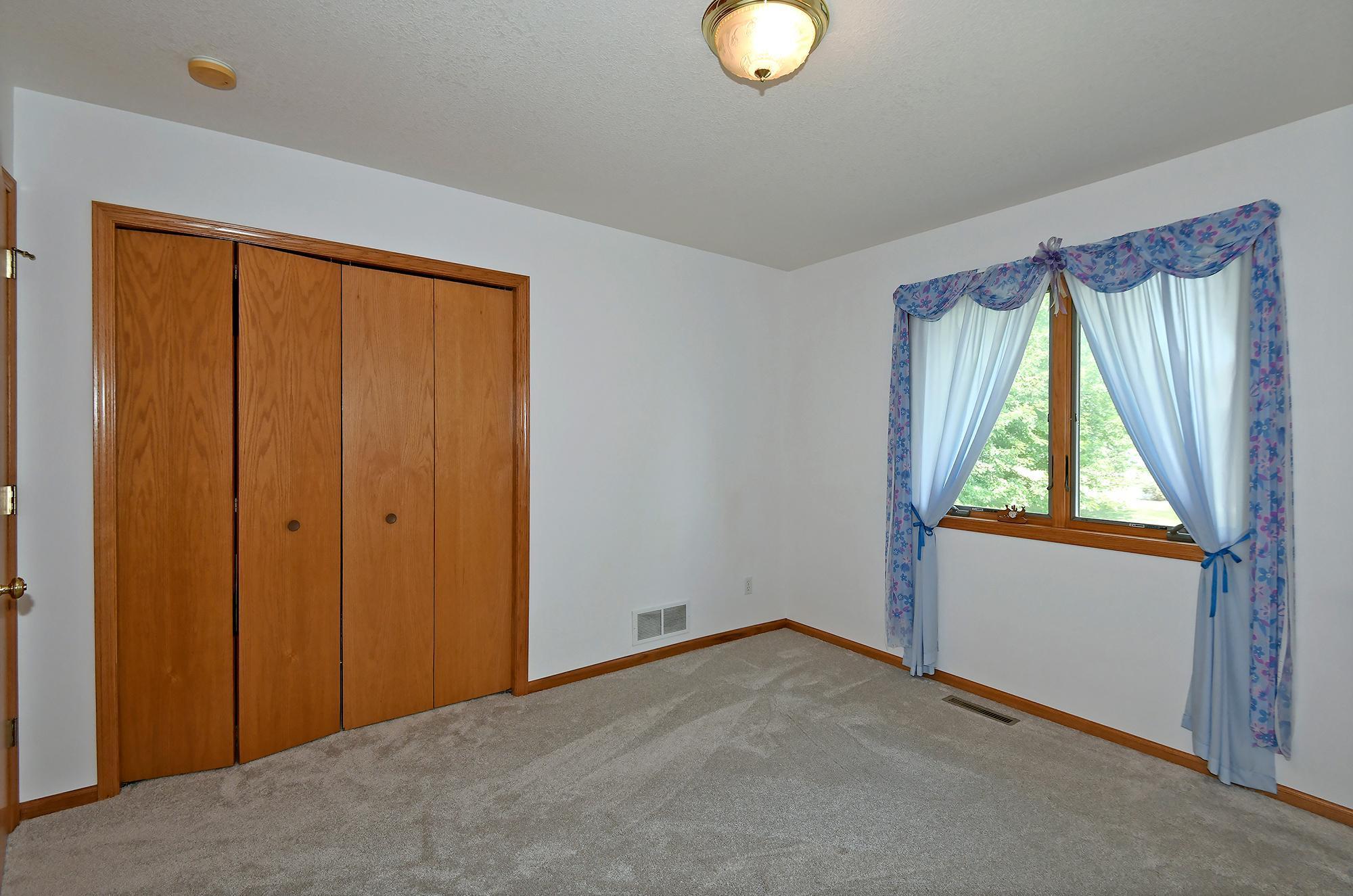 1424 Wildflower Lane NE