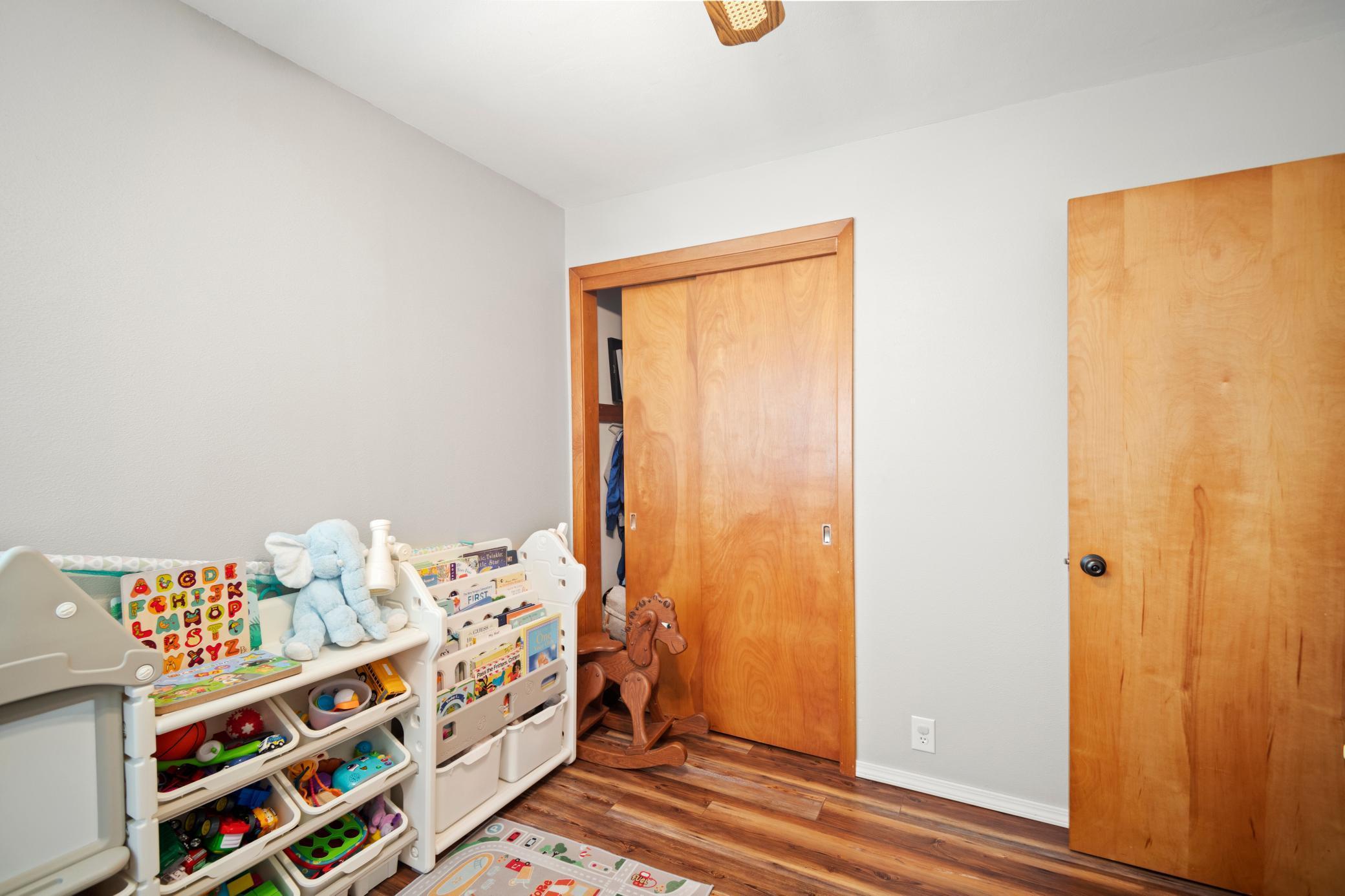 218 14th Street NE