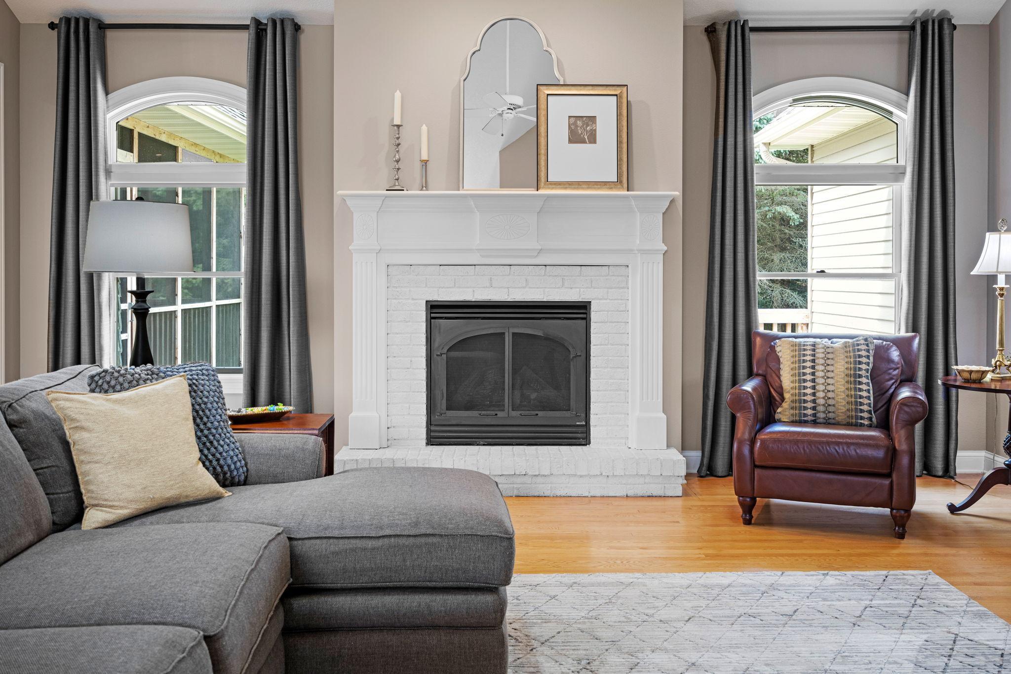 1910 Woodcrest Drive NE