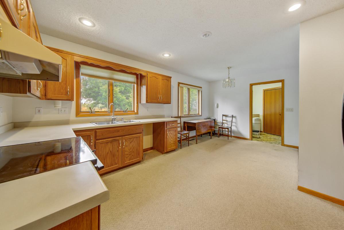 860 Hilltop Place SW