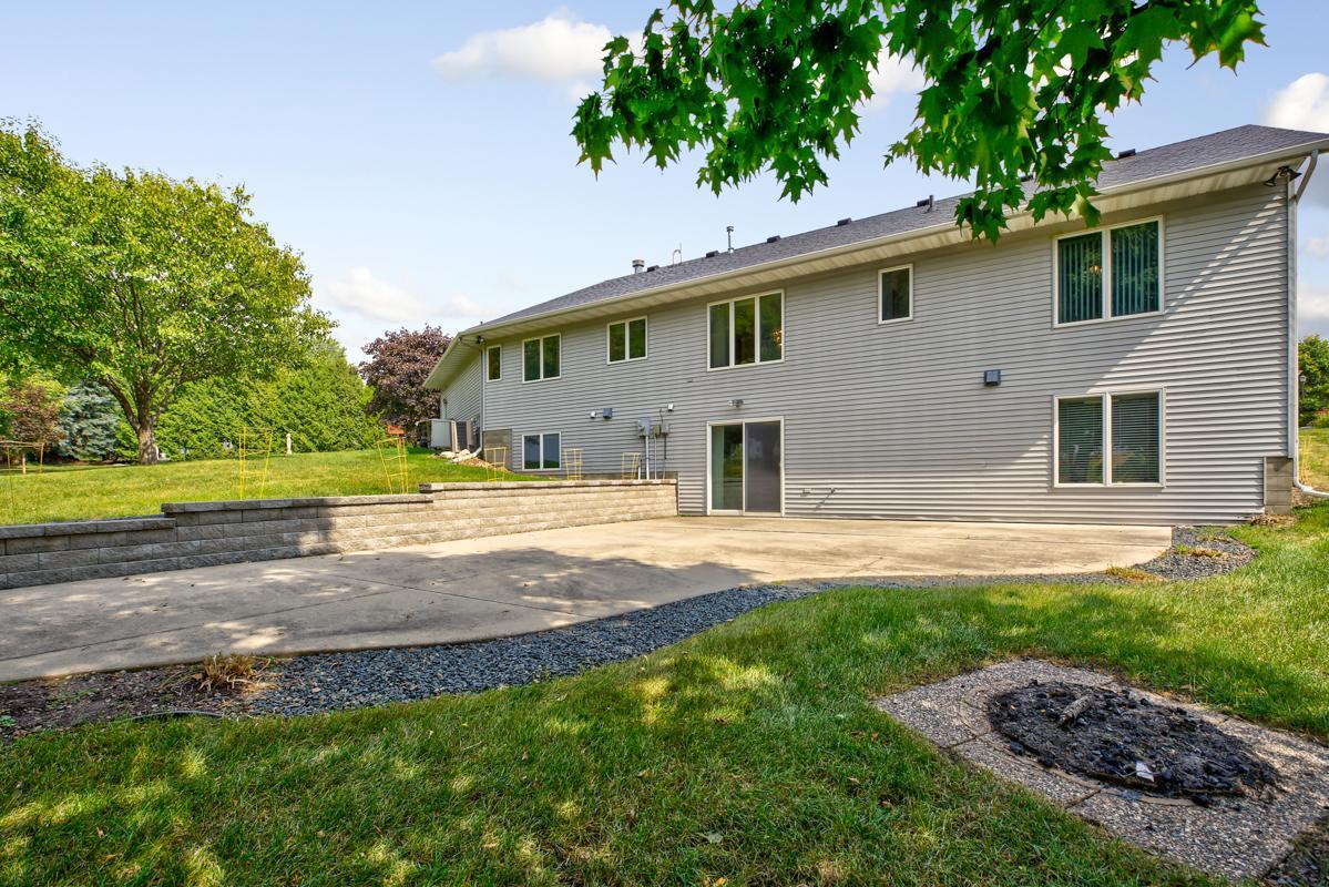 860 Hilltop Place SW