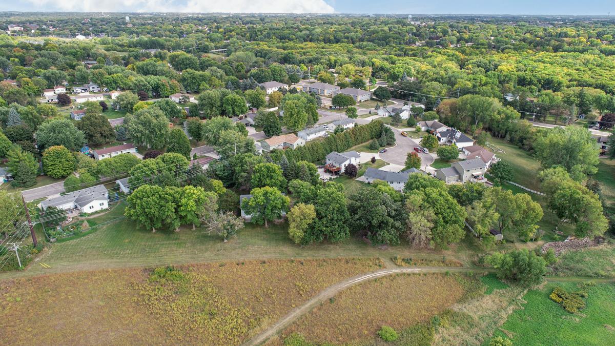 860 Hilltop Place SW