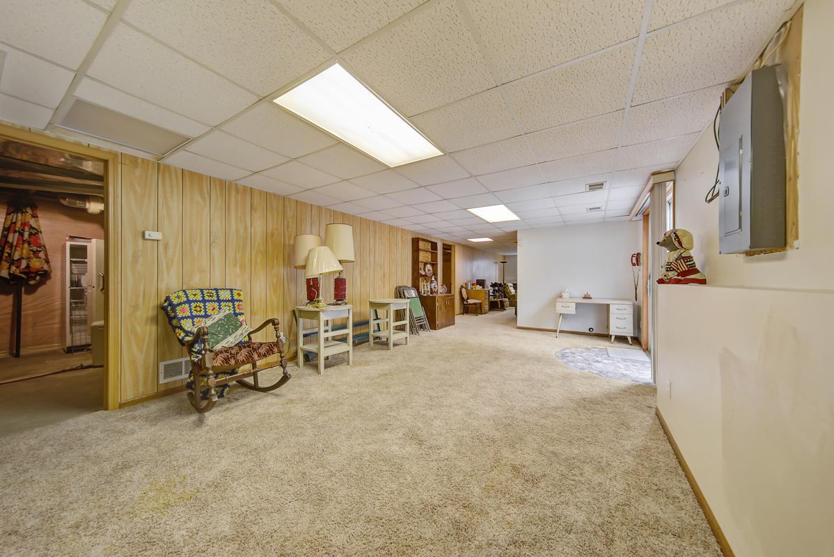 860 Hilltop Place SW