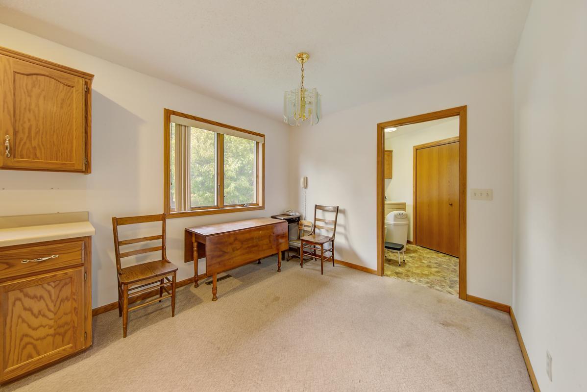 860 Hilltop Place SW