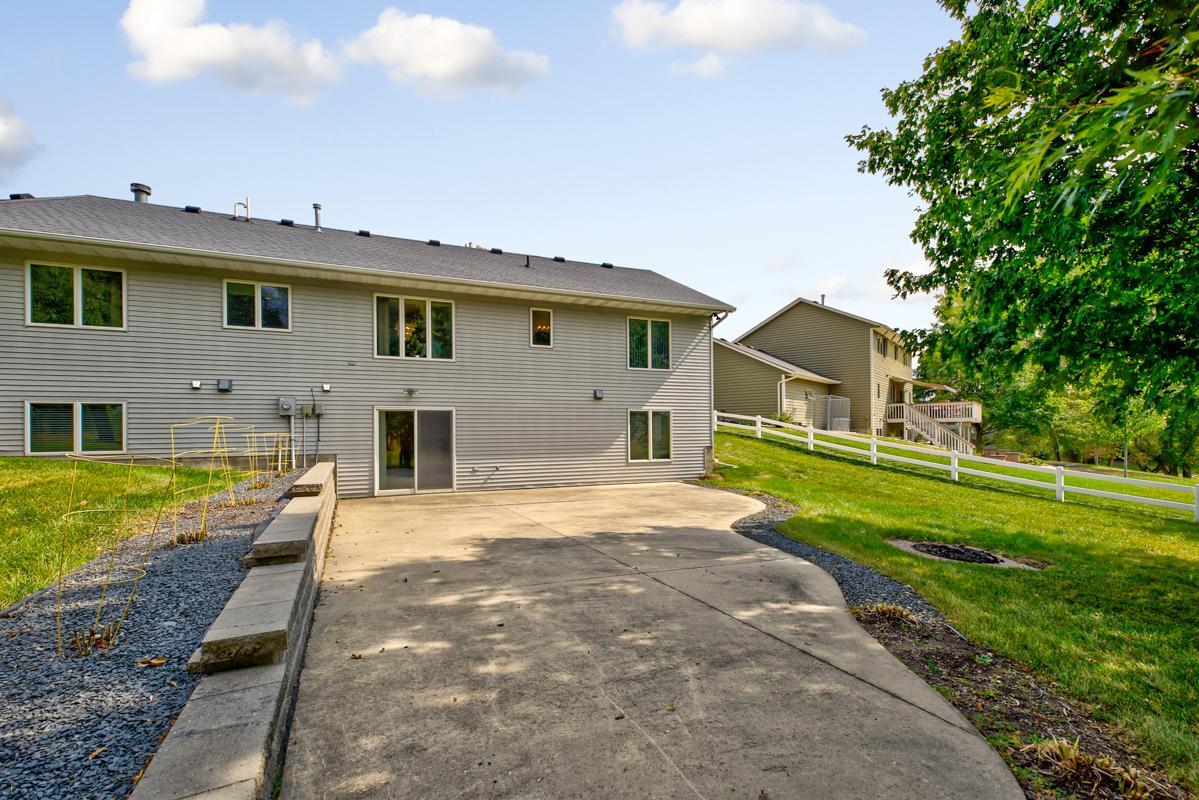 860 Hilltop Place SW