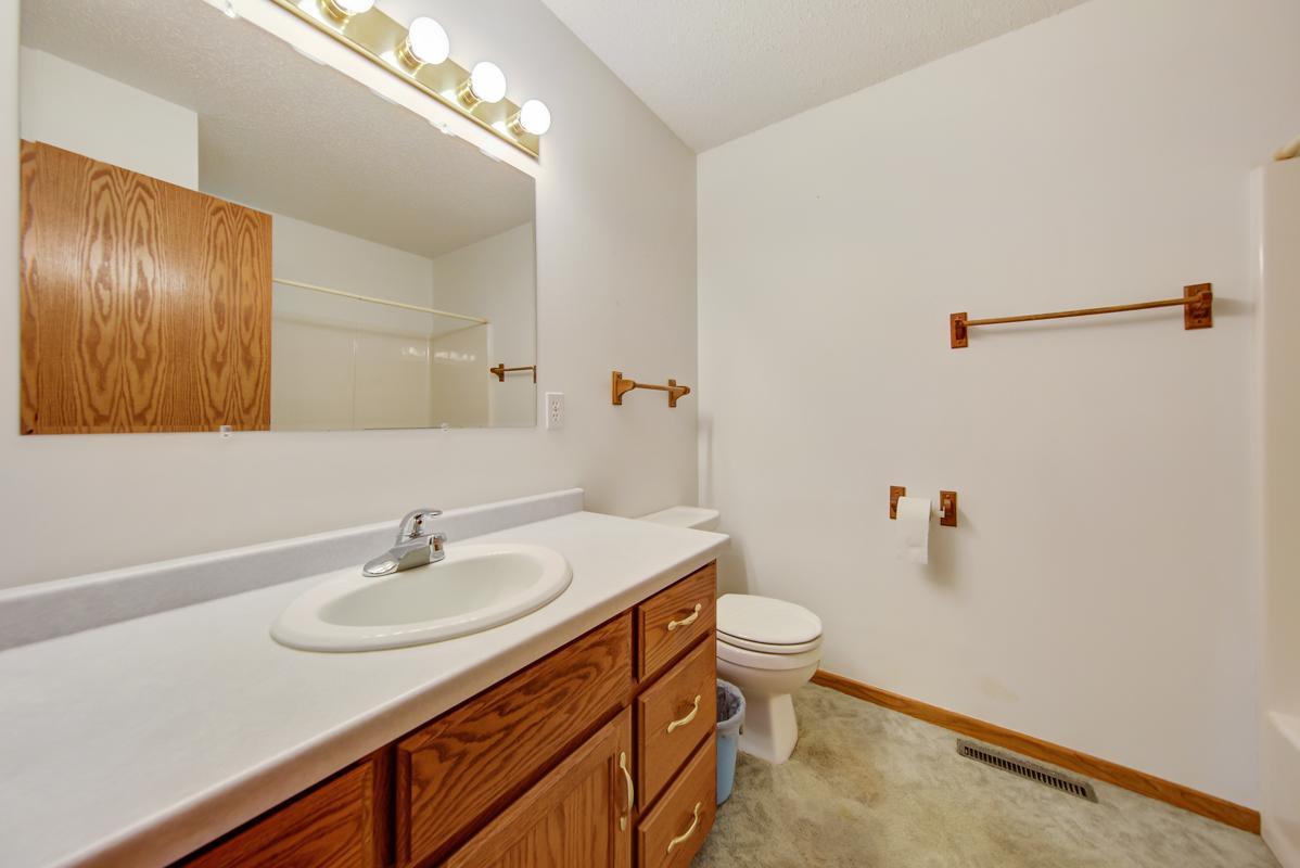 860 Hilltop Place SW