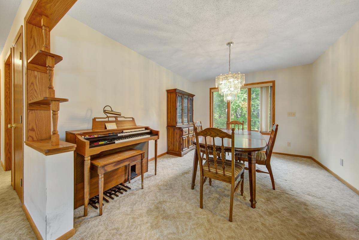 860 Hilltop Place SW