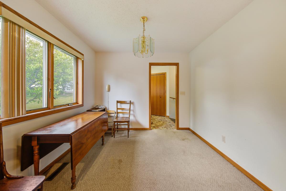 860 Hilltop Place SW