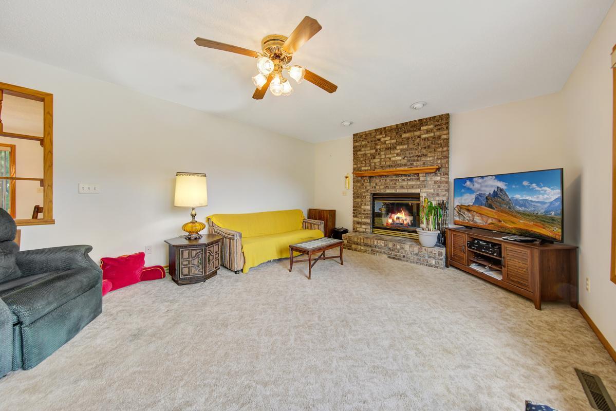 860 Hilltop Place SW