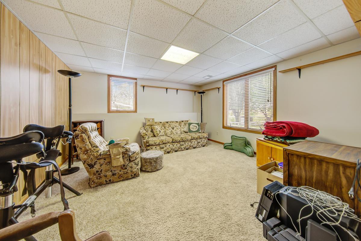 860 Hilltop Place SW