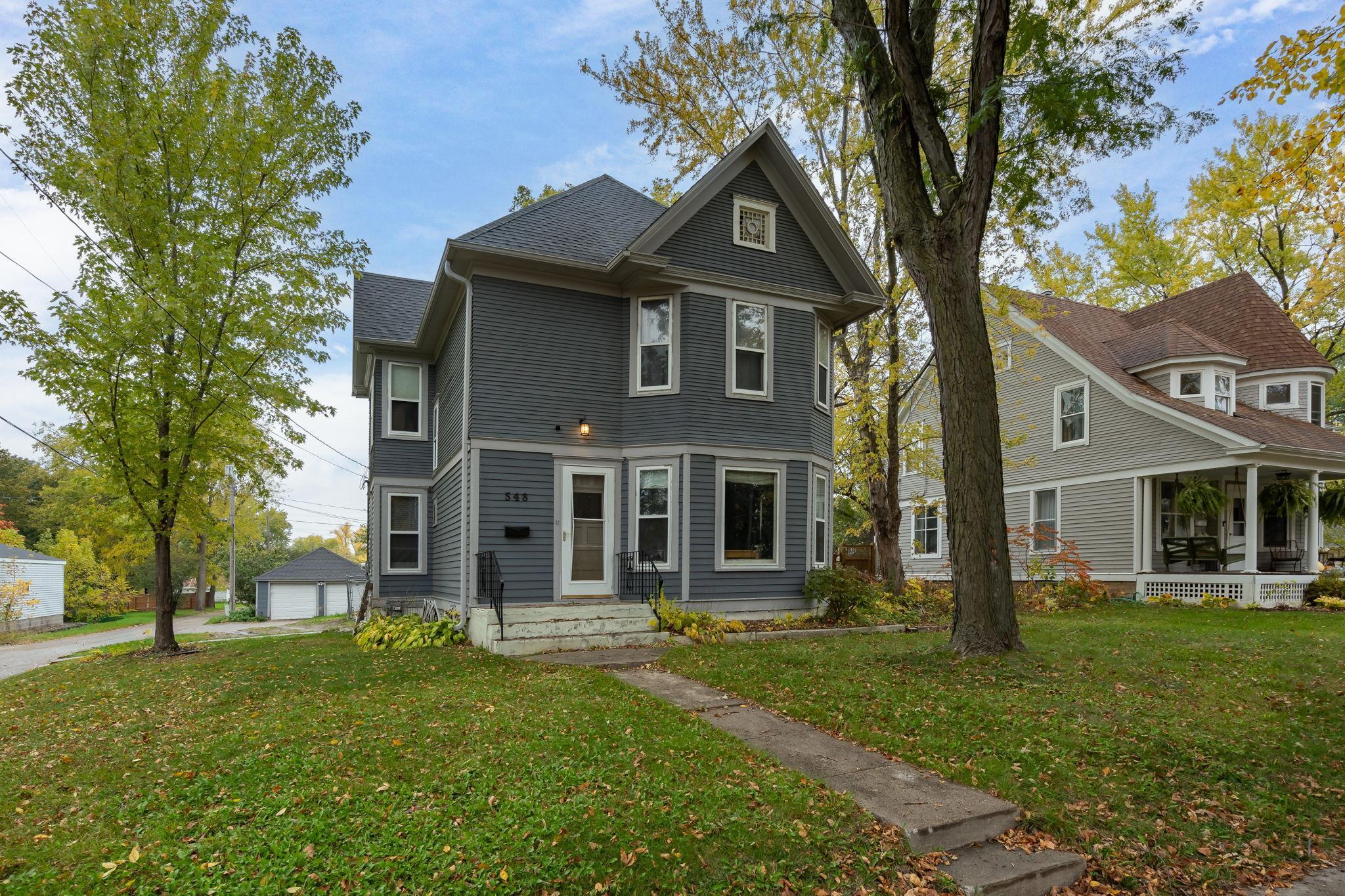548 E Vine Street