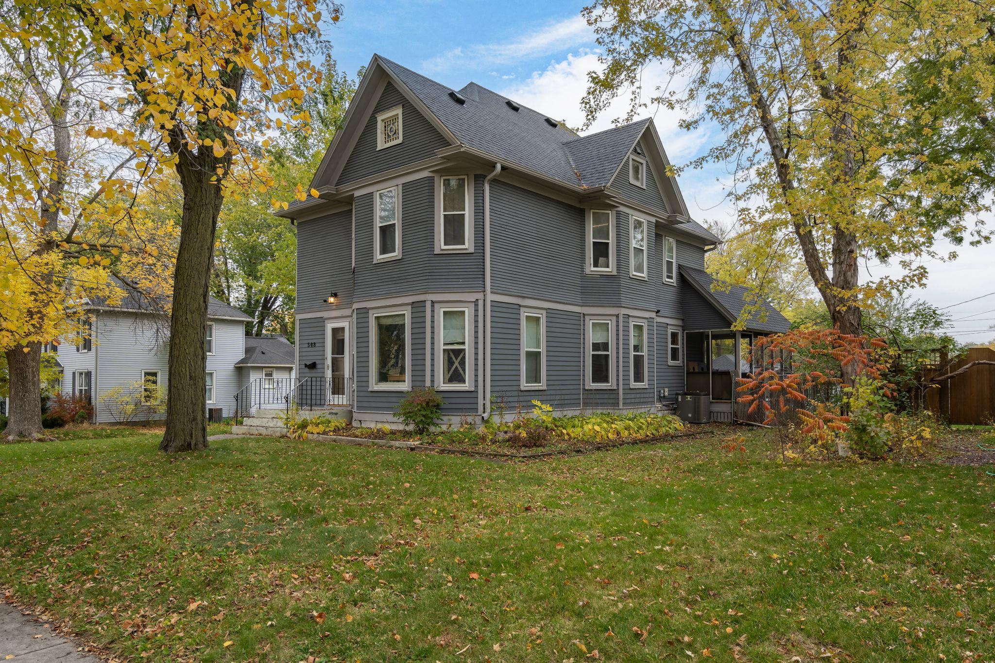 548 E Vine Street