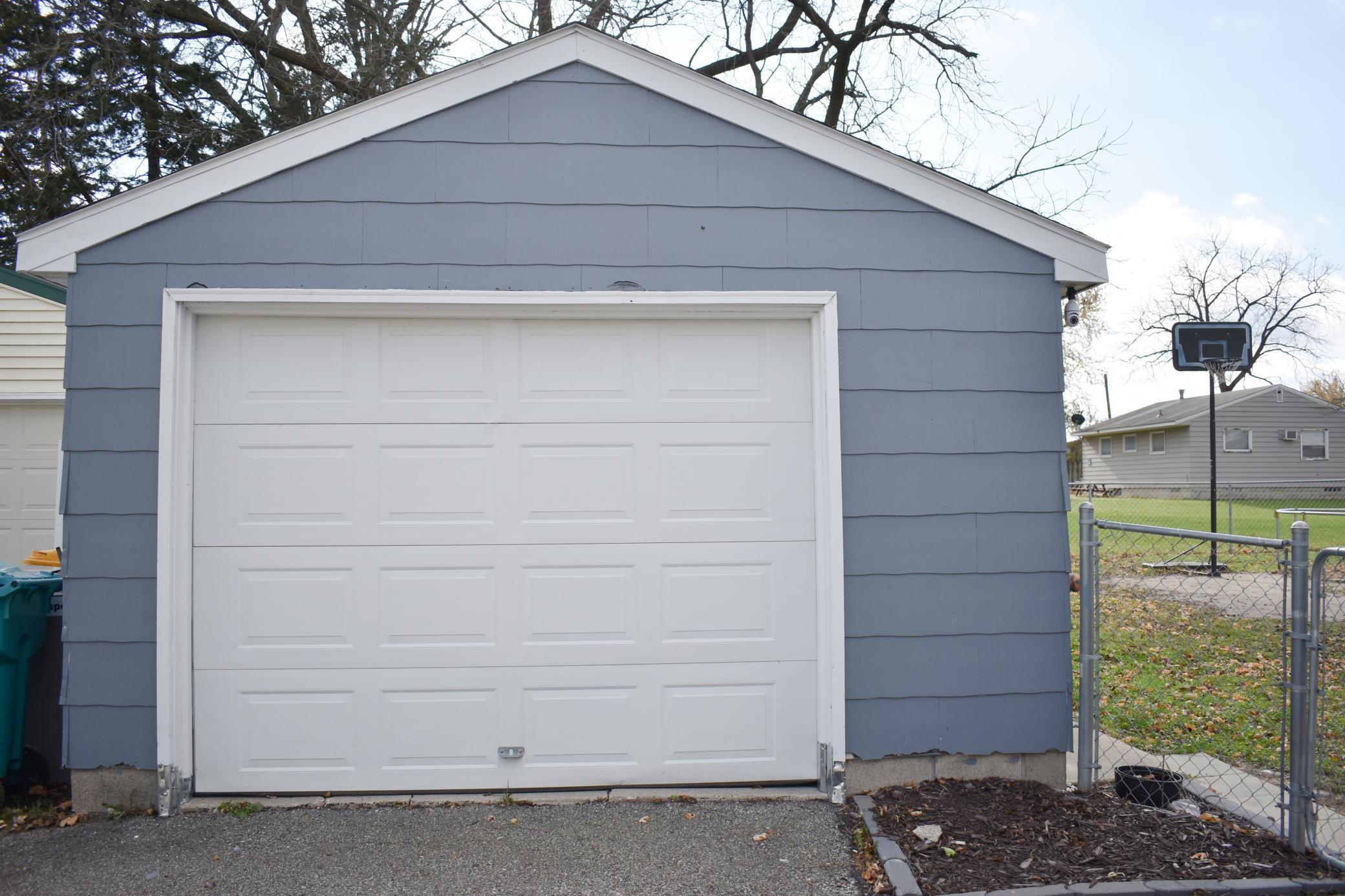 133 W Mckinley Street