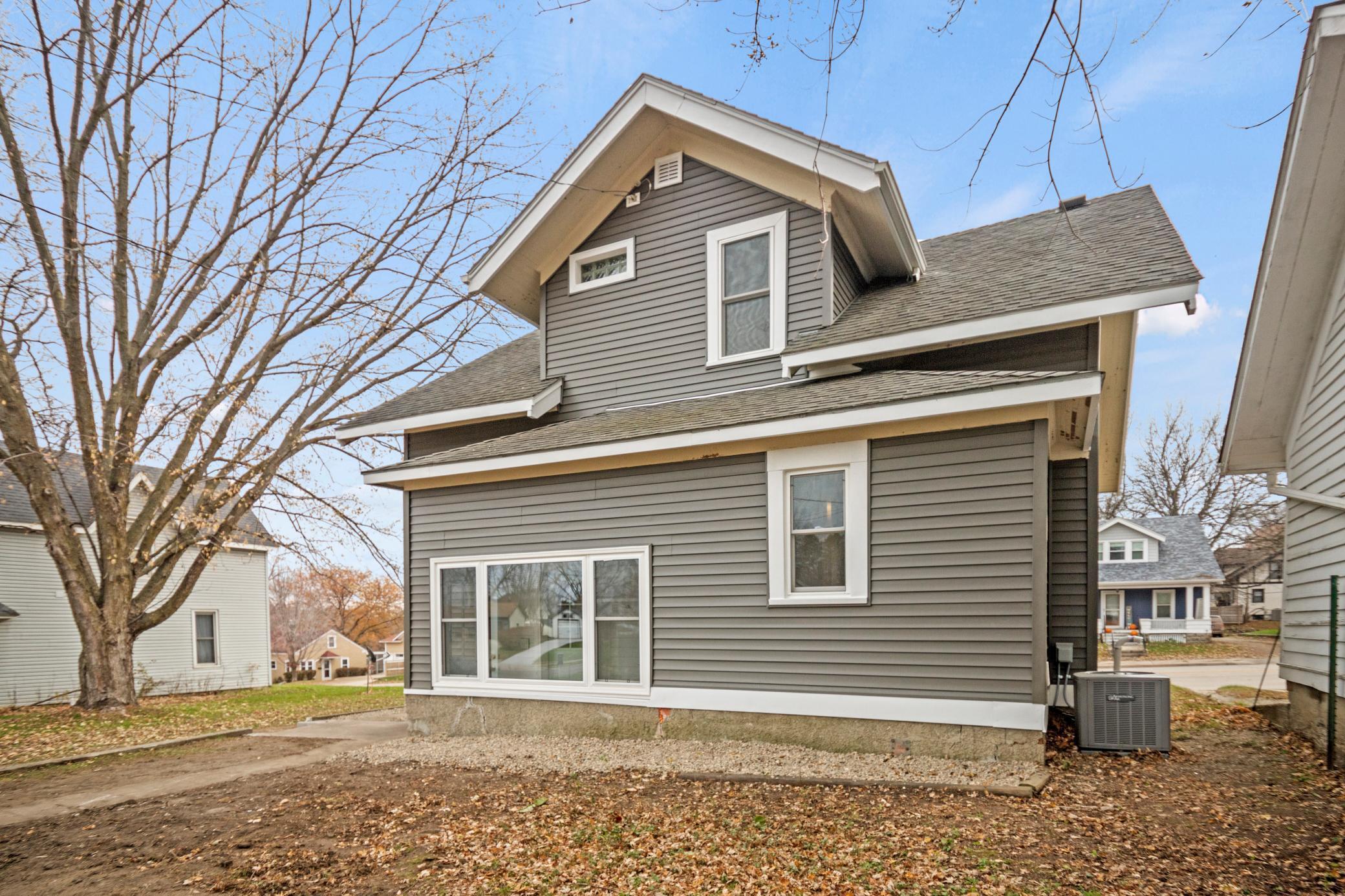 434 W Bridge Street