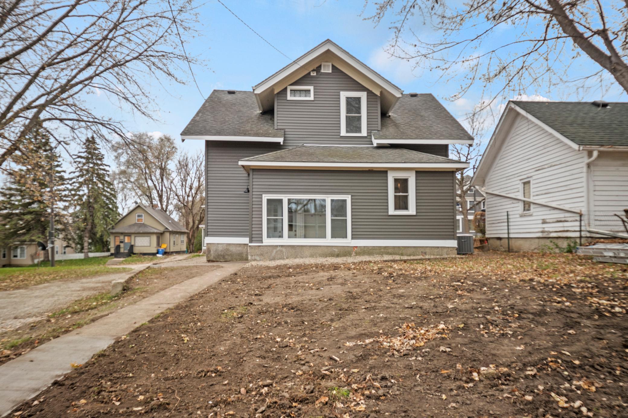 434 W Bridge Street