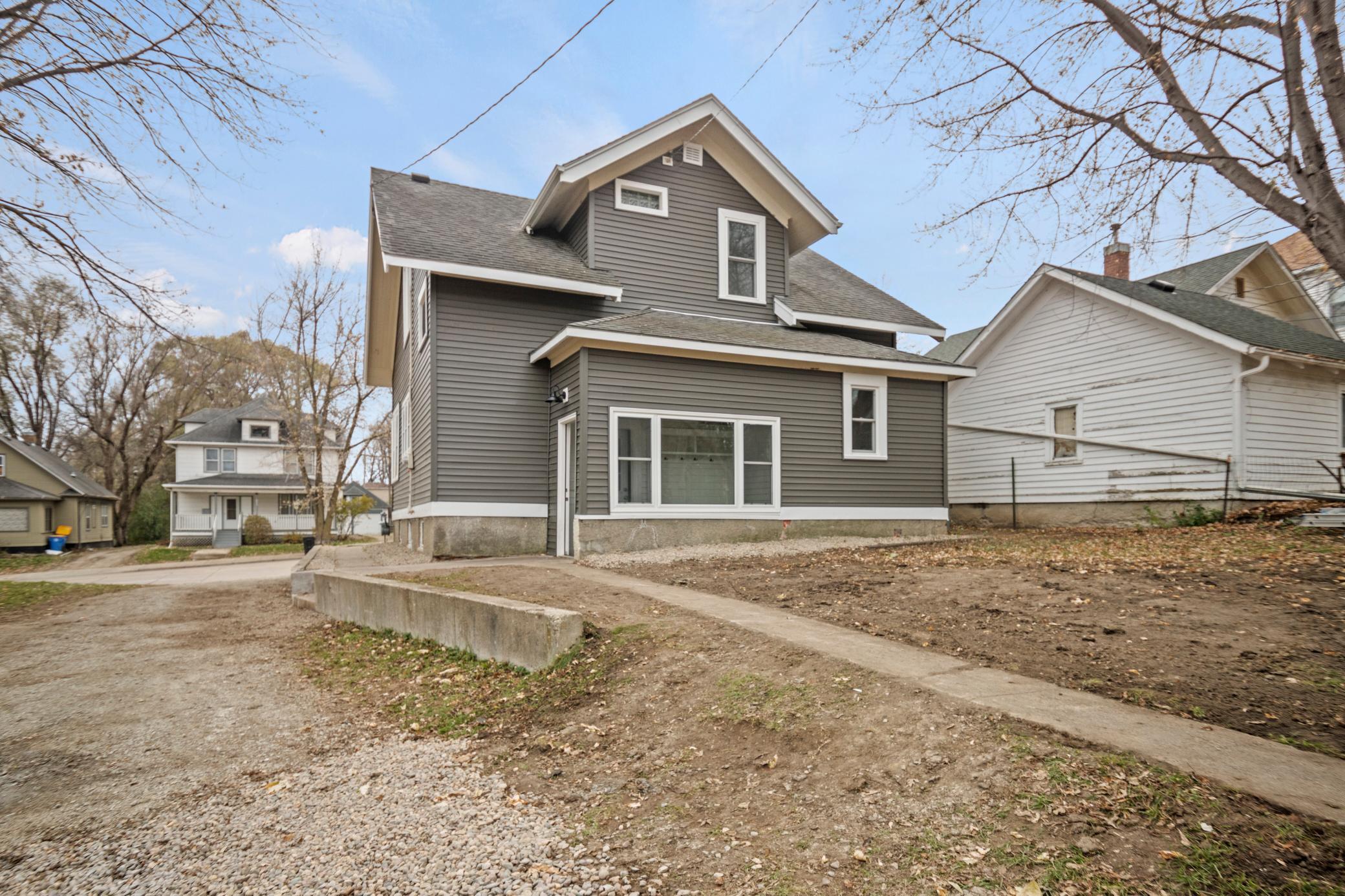 434 W Bridge Street