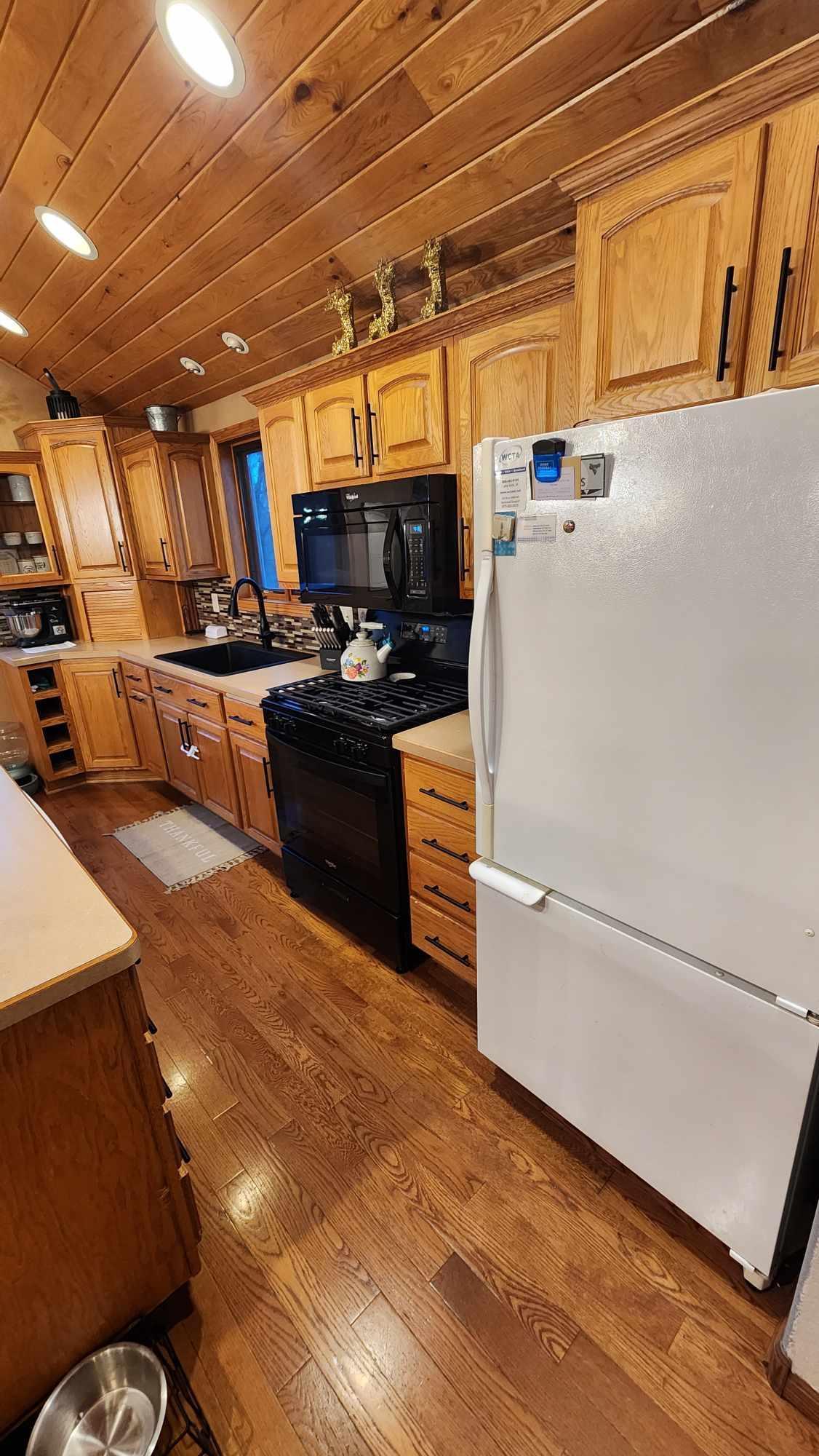 71537 County Road 46