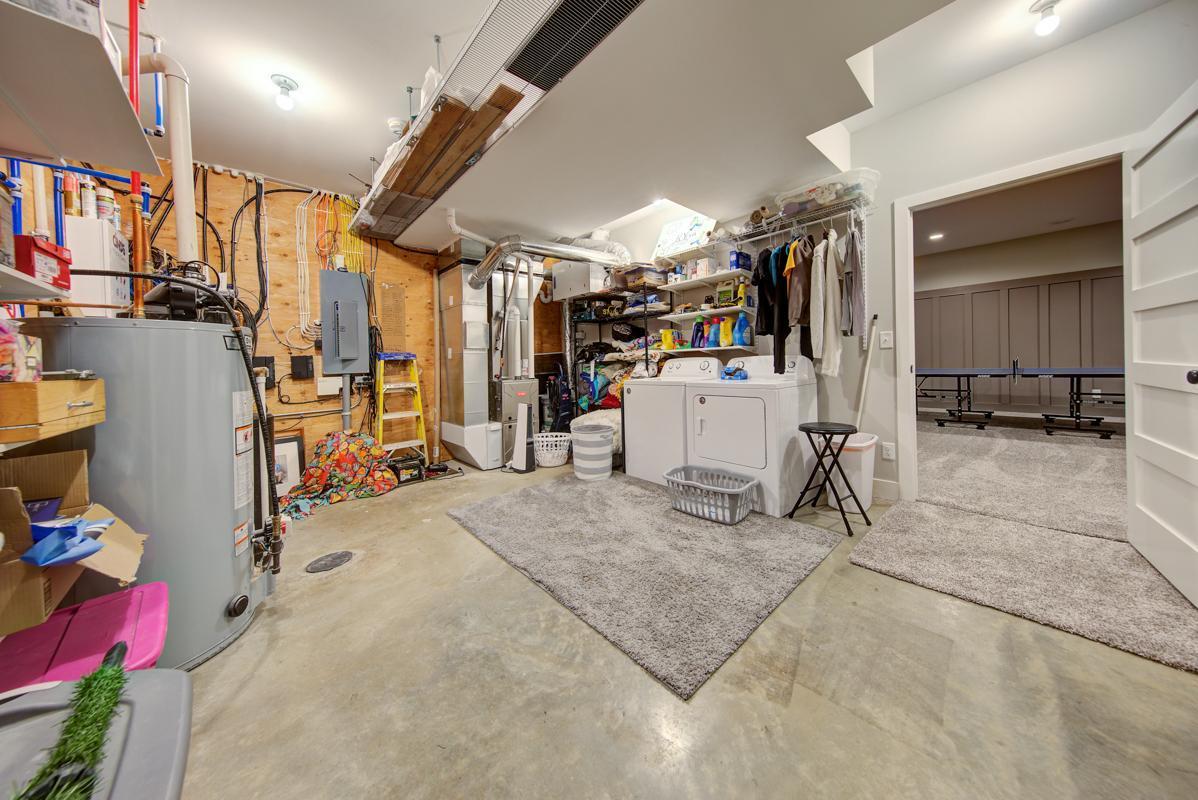 2720 Timber Ridge Place NE