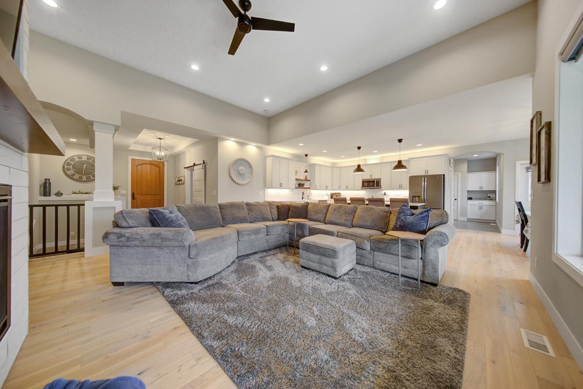 2720 Timber Ridge Place NE