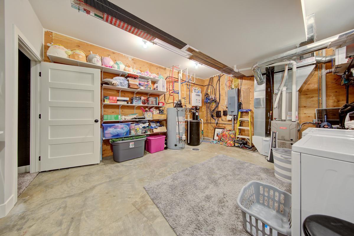 2720 Timber Ridge Place NE