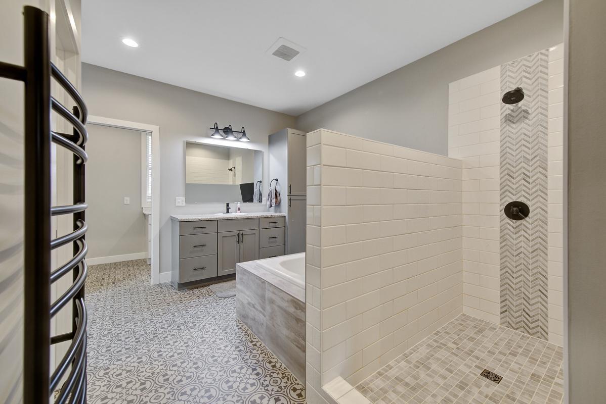 2720 Timber Ridge Place NE