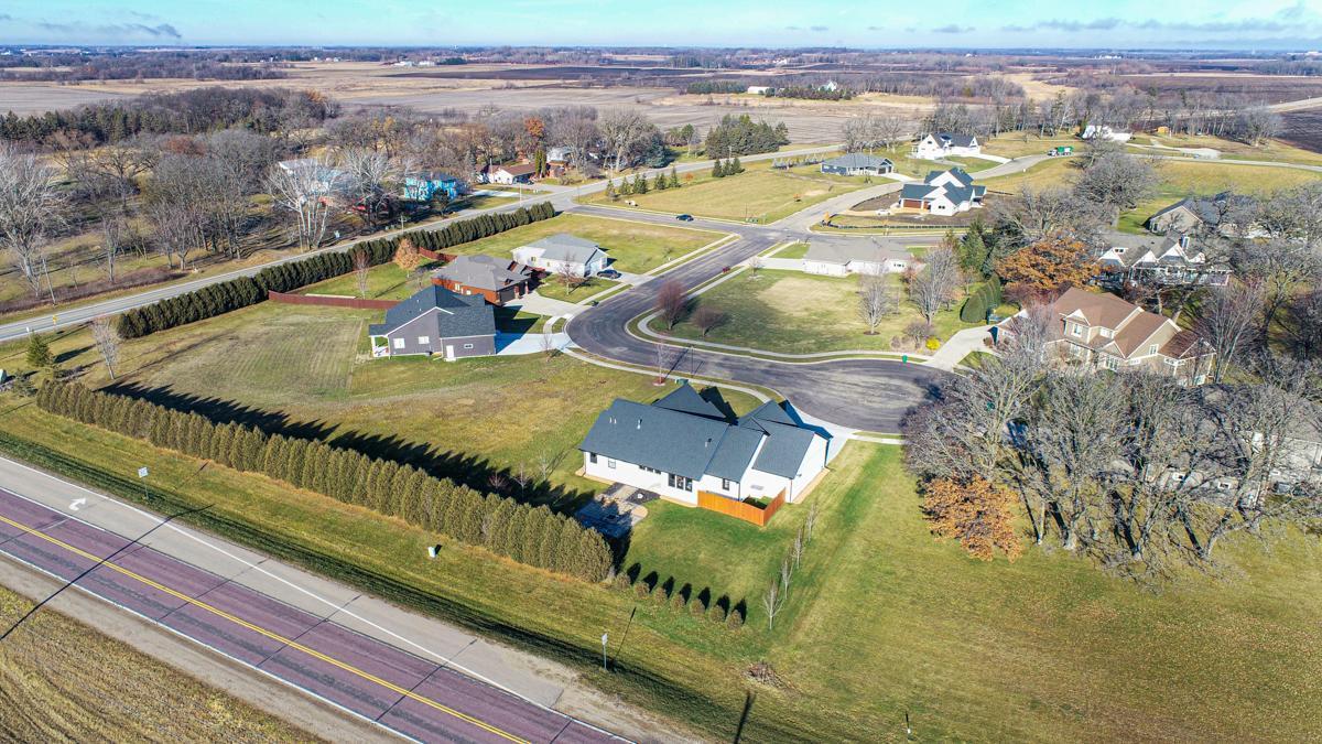 2720 Timber Ridge Place NE