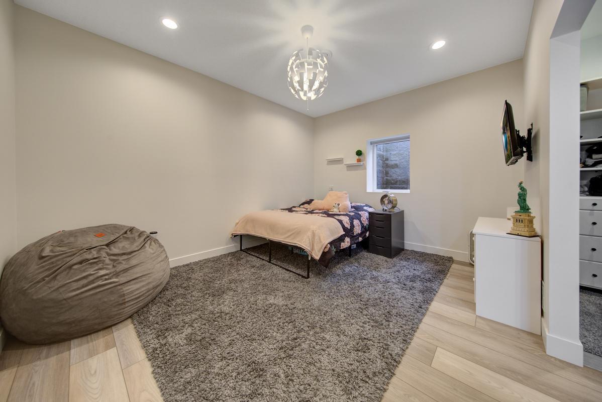 2720 Timber Ridge Place NE