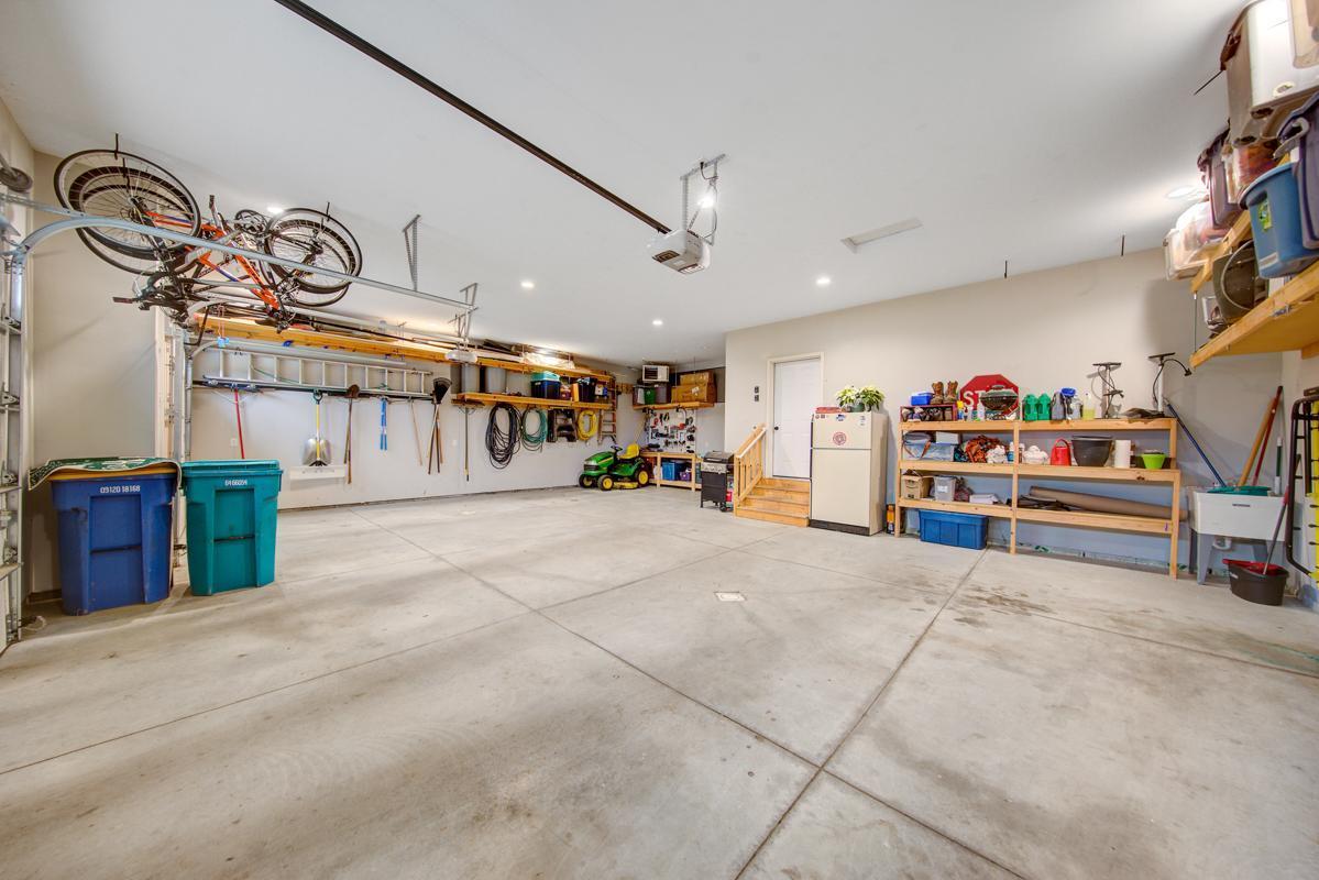 2720 Timber Ridge Place NE