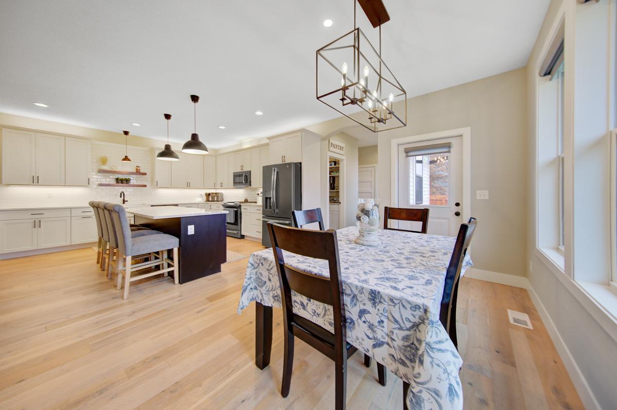 2720 Timber Ridge Place NE