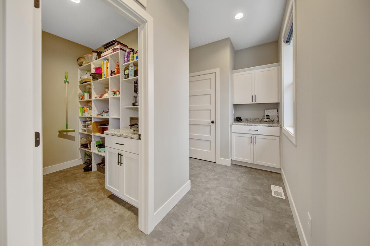 2720 Timber Ridge Place NE