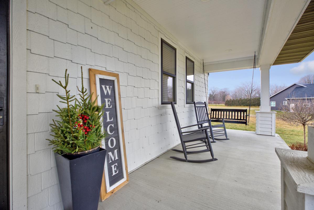 2720 Timber Ridge Place NE