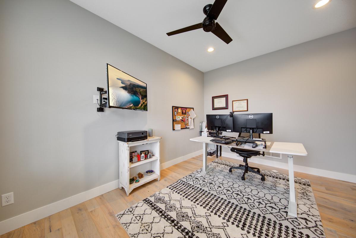 2720 Timber Ridge Place NE